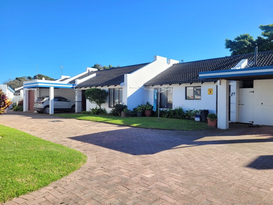3 Bedroom Property for Sale in Paradise Beach Eastern Cape